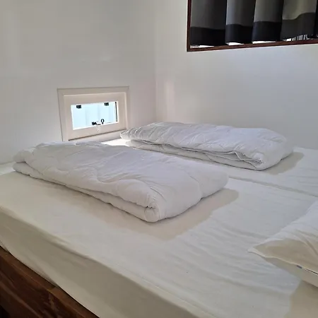 Chalé Tiny Luttikduin Nr 25 *