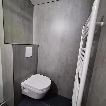 Chalet Tiny Luttikduin Nr 25 *