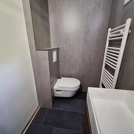 Chalé Tiny Luttikduin Nr 25 *