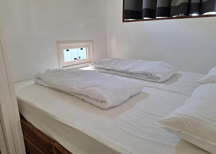 샬레 Tiny Luttikduin Nr 25 *